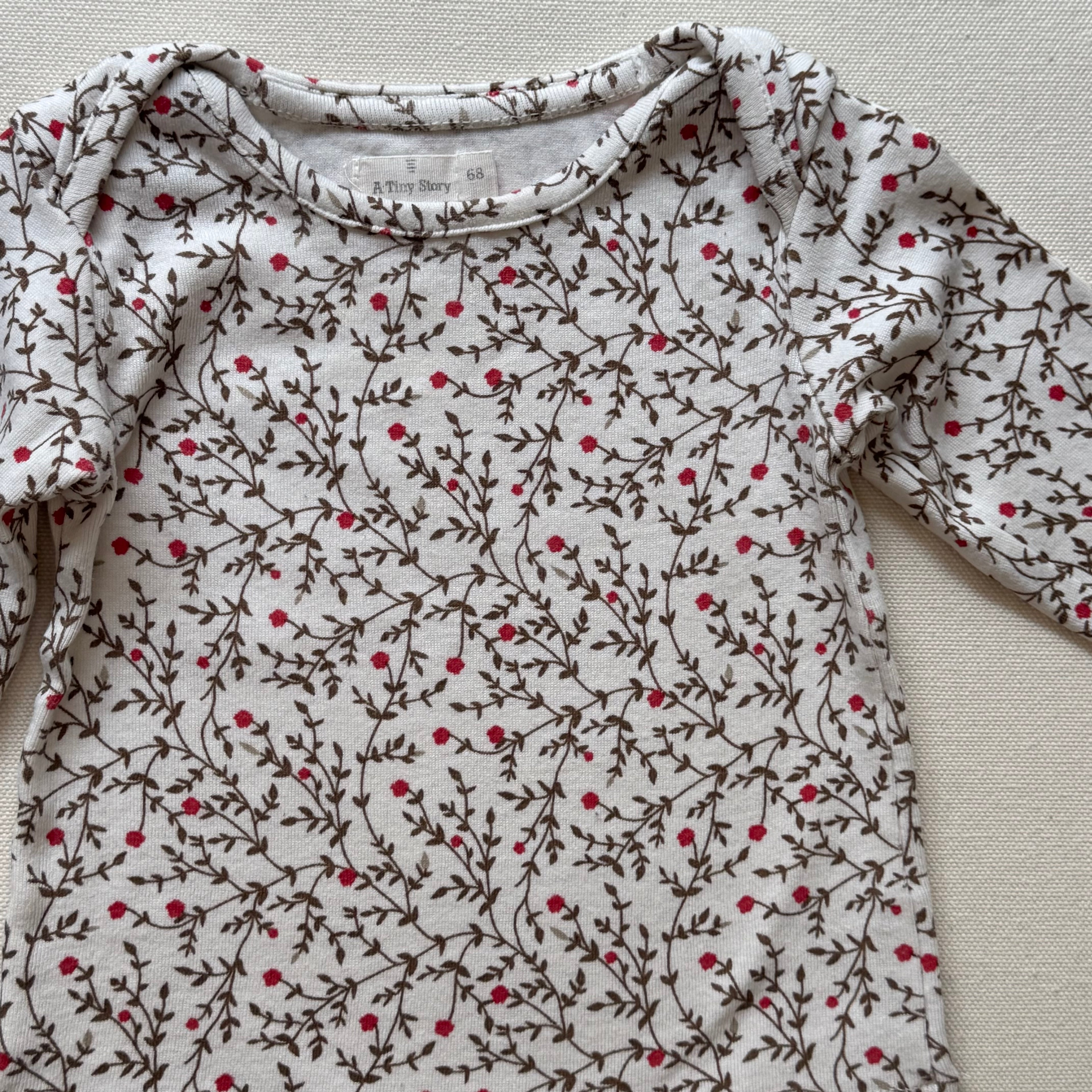 Pull A Tiny Story 6 mois